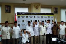 Deddy Mizwar Terdepak,...