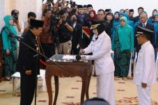 Dewanti Rumpoko Gantikan...