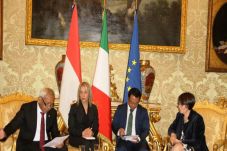 DPR Gaet Parlemen Italia...
