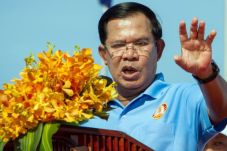 Hun Sen Ingin Berkuasa...