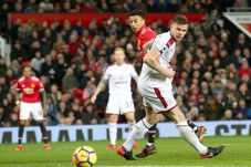 Jesse Lingard Selamatkan...