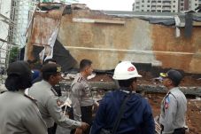 Tembok Apartemen Pakubuwono...