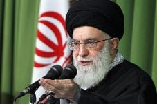 Khamenei: Trump Akan...