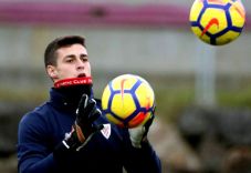 Bidik Kiper Muda Bilbao,...