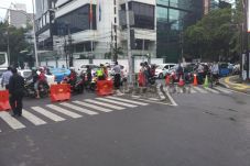 Polisi dan Dishub DKI...