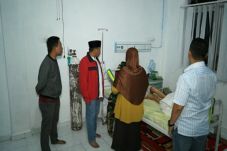 Perawat Mogok Kerja,...