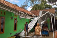 Puting Beliung Melanda...