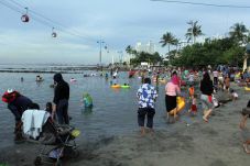 200 Ribu Orang Diperkirakan...