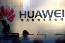 Karyawan Huawei Ditangkap...