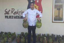 Timbun Puluhan Gas Elpiji...
