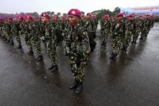 107 Prajurit Marinir...