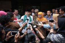 Temui Khofifah, Sandiaga...