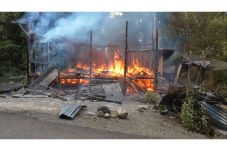 Rumah Terbakar di Gunungsitoli,...