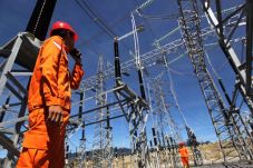 PLN Operasikan Transmisi...