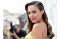 Jessica Alba Sukses...