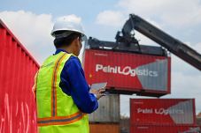 Pelni Logistic Target...