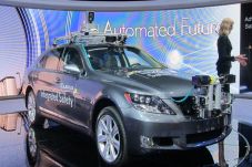 Toyota Akan Pamer Mobil...