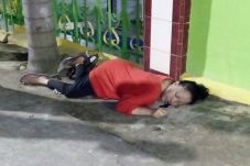 Warga Geger, Wanita...