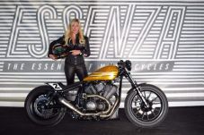 Yamaha Izinkan XV950...