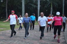 Sambil Santai, Sandi-Rini...