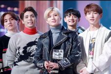 Isi Surat SHINee untuk...