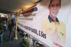 Sebelum ke KPU, Jaro-Ingrid...