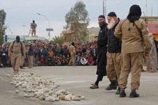 Bayar Suap, Algojo ISIS...