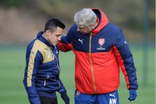 Wenger Santai Tanggapi...