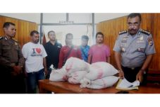 Polda Maluku Gagalkan...