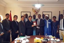 Dorong Investasi, Senegal...