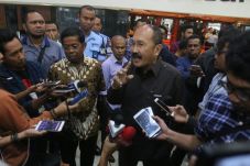 Tim Hukum Peradi Minta...