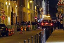 Perampok di Paris Gasak...