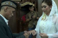 Sudah Sebar Undangan,...