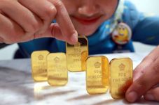 Harga Emas Antam Menguat...