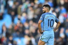 Guardiola Tantang Aguero...