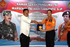 Panglima TNI: Perlengkapan...