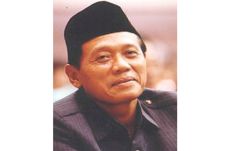 Rumah Harmoko Disatroni...