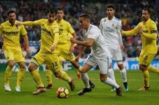 Real Madrid Menangis,...