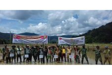 Tanam Perdana di Lahan...
