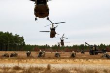 Militer AS Diam-diam...