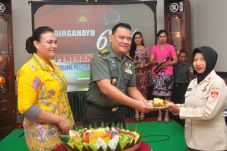 HUT Penerangan TNI AD...