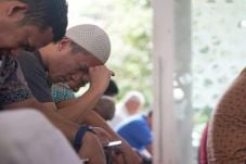 Ustaz Felix Siauw: Doakan...