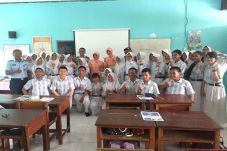 Cari Bibit untuk Sekolah...