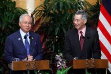 Malaysia-Singapura Lanjutkan...