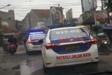 Pemasangan GPS di Truk,...