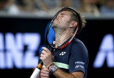 Stan Wawrinka Disingkirkan...