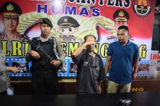 Anak 14 Tahun Diperkosa...
