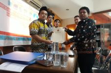 KPU Jatim Nyatakan Berkas...