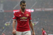 Mkhitaryan Menangis...