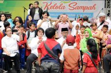 Menteri Siti Ajak Masyarakat...